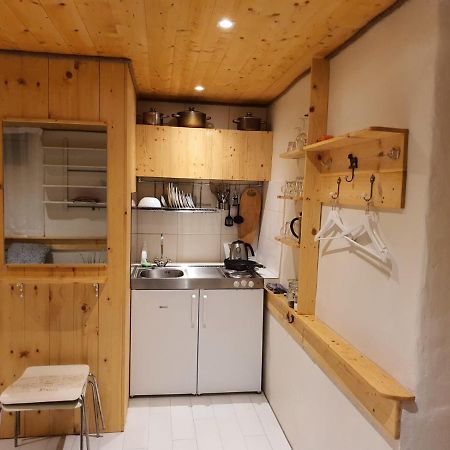 City Center Basement Studio Талин Екстериор снимка